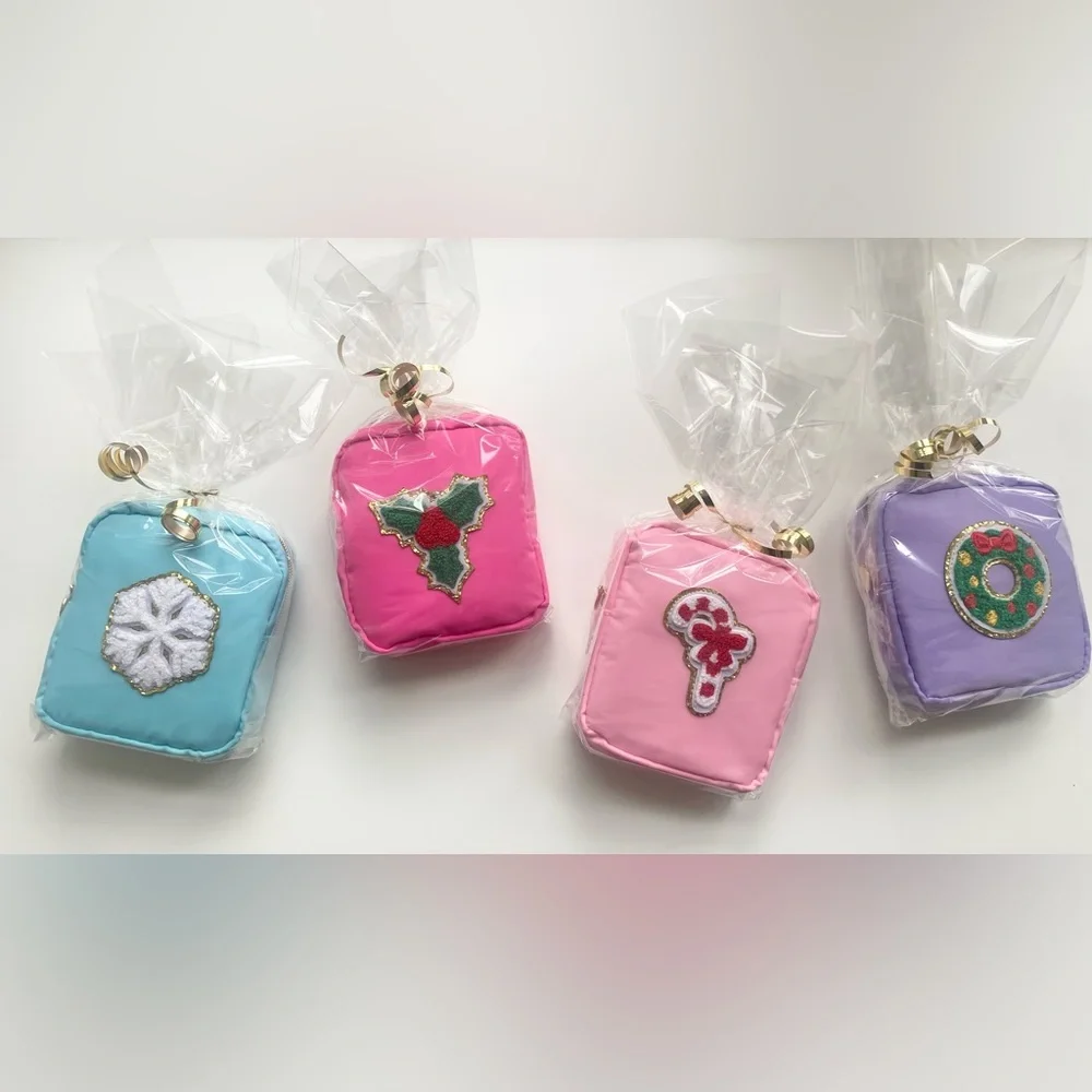 Women’s Holiday Pouch Girls Patch Nylon Case Xmas Gift SCL Hanukkah Christmas